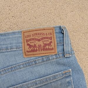 Levis 726 high-rise flare jeans - light blue - Size 28